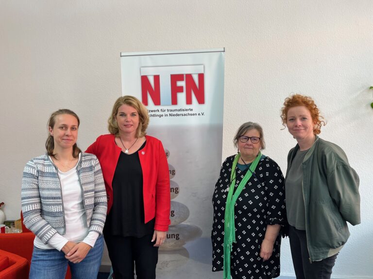 Besuch der Oberbürgermeisterin Claudia Kalisch im PSZ Lüneburg